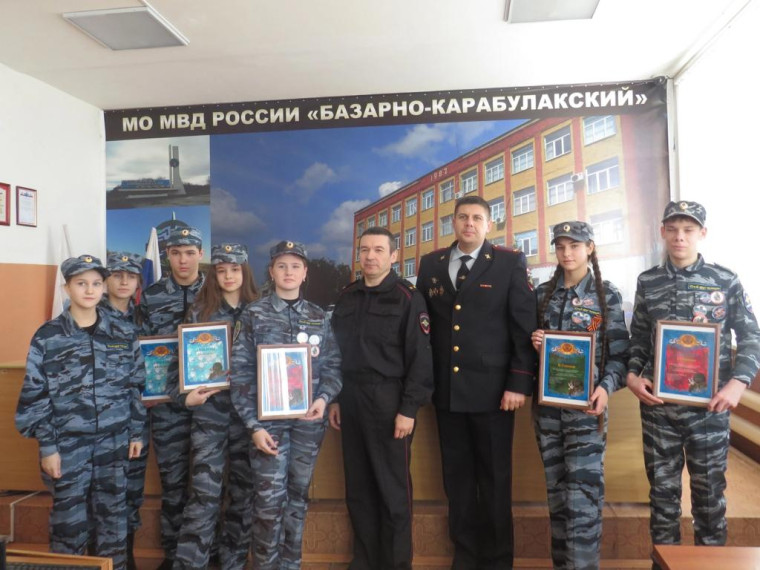 Новогодний марафон добрых сердец.